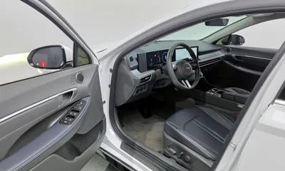 Hyundai Sonata 2025, 8470 км, за 19022.81 USD - фото 10