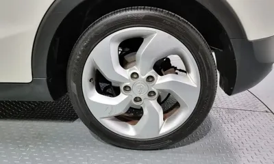 KG_Mobility_Ssangyong TIBOLI 2015, 169626 км, за 4269.57 USD