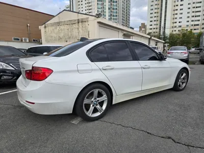 BMW 3-Series 2012, 164000 км, за 4266.77 USD
