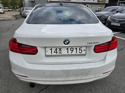 BMW 3-Series 2012, 164000 км, за 4266.77 USD
