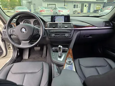 BMW 3-Series 2012, 164000 км, за 4266.77 USD