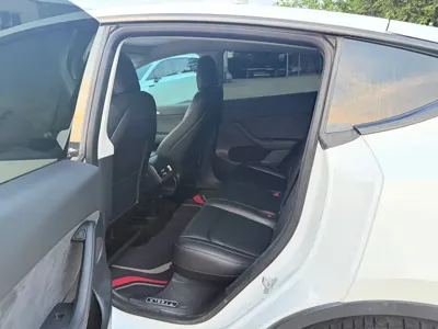 Tesla Model Y 2022, 57000 км, за 23071.95 USD - фото 6