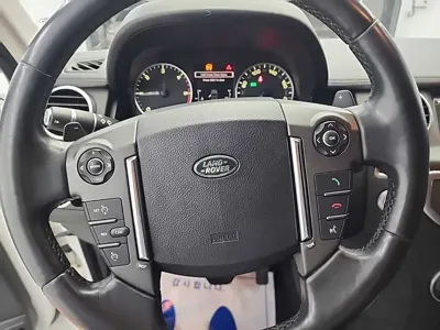 Land Rover Discovery 2016, 120782 км, за 14945.06 USD - фото 9