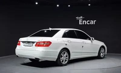 Mercedes-Benz E-Class 2013, 203103 км, за 3575.37 USD
