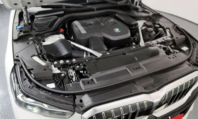 BMW 5-Series 2025, 6608 км, за 43786.11 USD - фото 6