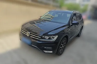 Volkswagen Tiguan L · 2018 год
