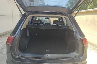 Volkswagen Tiguan L 2018, 49300 км, за 12339 USD - фото 16