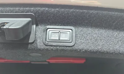 Audi A6 2020, 46741 км, за 19502.04 USD - фото 31