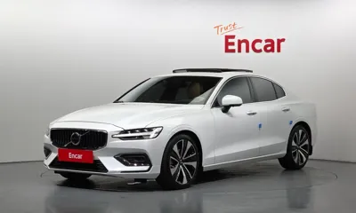 Volvo S60 · 2023 год