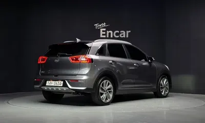 Kia Niro 2017, 98140 км, за 9230.97 USD