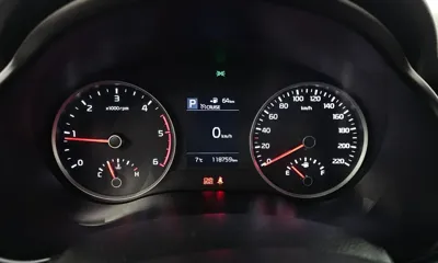 Kia Stonic 2018, 118759 км, за 6144.7 USD - фото 8