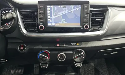 Kia Stonic 2018, 118759 км, за 6144.7 USD - фото 15