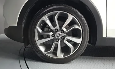 KG_Mobility_Ssangyong TIBOLI 2016, 126245 км, за 4228.47 USD