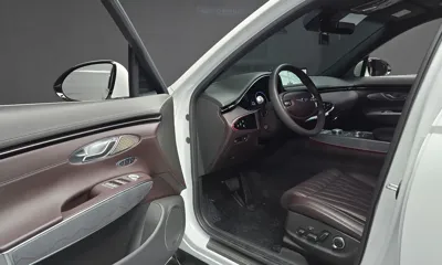 Genesis GV70 2021, 55584 км, за 25330.46 USD - фото 10
