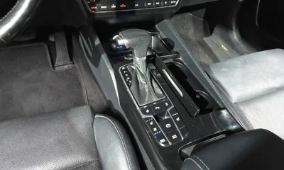 Kia K7 2017, 119261 км, за 5993.49 USD - фото 9