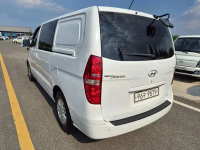 Hyundai Starex 2017, 204000 км, за 4463.7 USD - фото 6