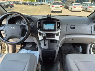 Hyundai Starex 2017, 204000 км, за 4463.7 USD - фото 11
