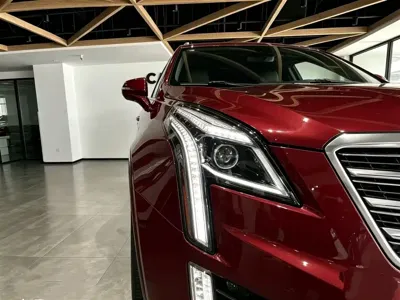 Cadillac XT5 2016, 85000 км, за 11594.83 USD