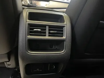 Cadillac XT5 2016, 85000 км, за 11594.83 USD - фото 14