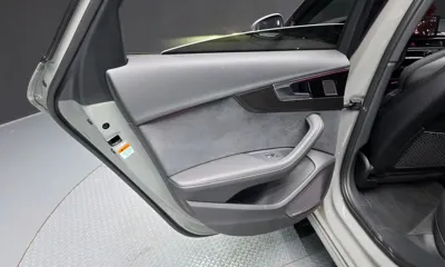 Audi S4 2022, 16002 км, за 31225.63 USD - фото 25