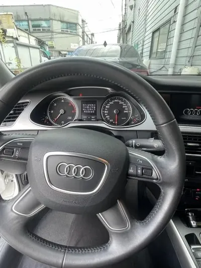 Audi A4 2014, 77372 км, за 4225.44 USD - фото 9