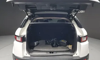 Land Rover Range Rover Evoque 2017, 132494 км, за 7003.63 USD - фото 20