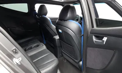 Hyundai Veloster 2017, 67550 км, за 6500.68 USD - фото 11