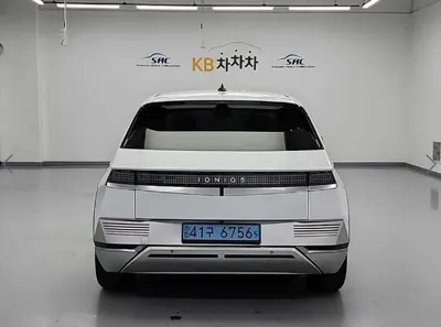 Hyundai Ioniq5 2022, 82877 км, за 19163.15 USD
