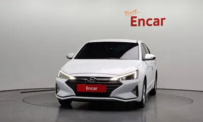 Hyundai Avante 2019, 31974 км, за 7271.29 USD