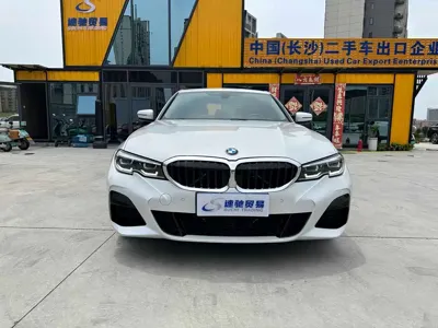 BMW 3 Series 2022, 41000 км, за 27568.13 USD