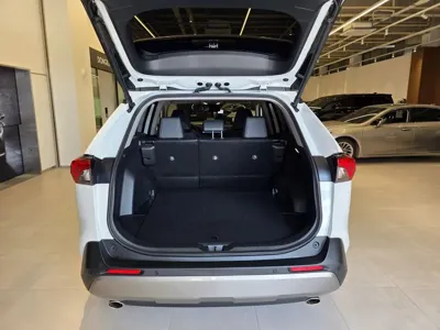 Toyota RAV4 2025, 4429 км, за 31180.26 USD - фото 14