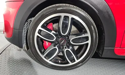 MINI Cooper 2016, 64145 км, за 10141.06 USD