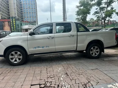 JAC JAC T6 2016, 80000 км, за 2917.38 USD