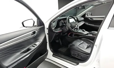 Hyundai Grandeur 2021, 57033 км, за 17657.87 USD - фото 10