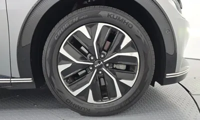 Kia EV6 2022, 89936 км, за 19437.03 USD - фото 21