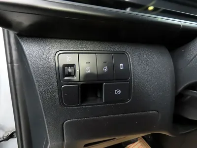 Hyundai Staria 2022, 99232 км, за 13062.89 USD