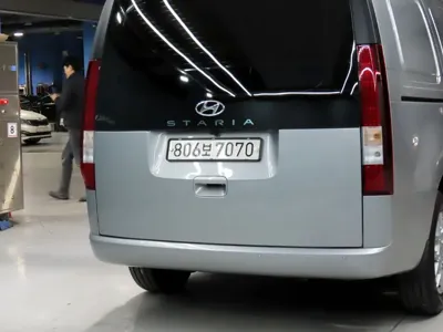Hyundai Staria 2022, 99232 км, за 12945.63 USD - фото 20