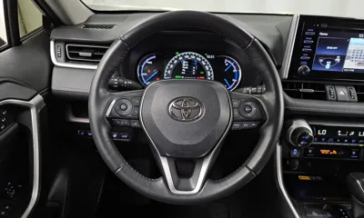 Toyota RAV4 2022, 66784 км, за 25981.63 USD - фото 13