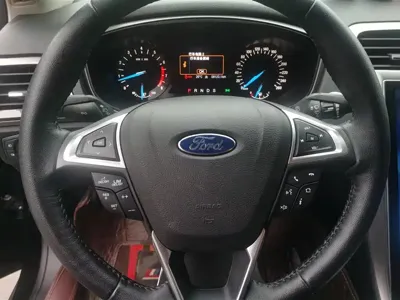 Ford Mondeo 2021, 8100 км, за 10094.79 USD - фото 15