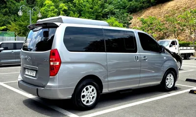 Hyundai Starex 2011, 54754 км, за 5901.27 USD