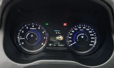 Hyundai Grandeur 2014, 107802 км, за 5710.91 USD - фото 8