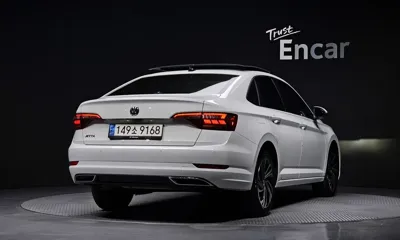 Volkswagen Jetta 2021, 39405 км, за 19931.42 USD