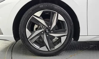Hyundai Avante 2021, 49745 км, за 10742.68 USD