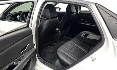 Hyundai Avante 2021, 49745 км, за 10742.68 USD - фото 11