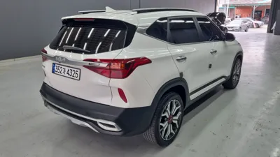 Kia Seltos 2023, 131904 км, за 11596.1 USD
