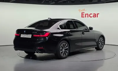 BMW 3-Series 2019, 64145 км, за 13651.43 USD