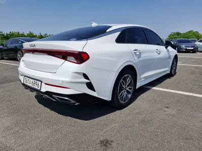 Kia K5 2022, 92287 км, за 17657.87 USD