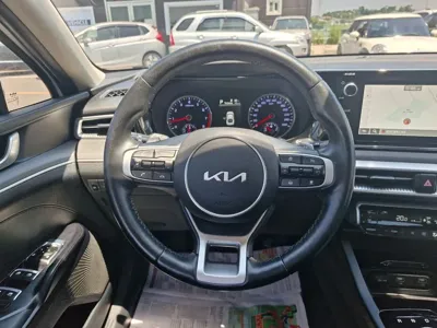 Kia K5 2022, 92287 км, за 17657.87 USD - фото 15