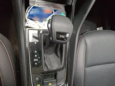 Skoda Karoq 2022, 52000 км, за 16215.11 USD - фото 7