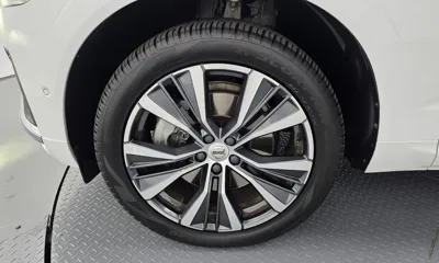 Volvo XC60 2022, 48388 км, за 29573.57 USD